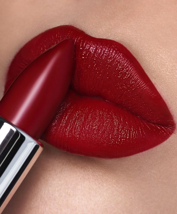labial rojo velvet
